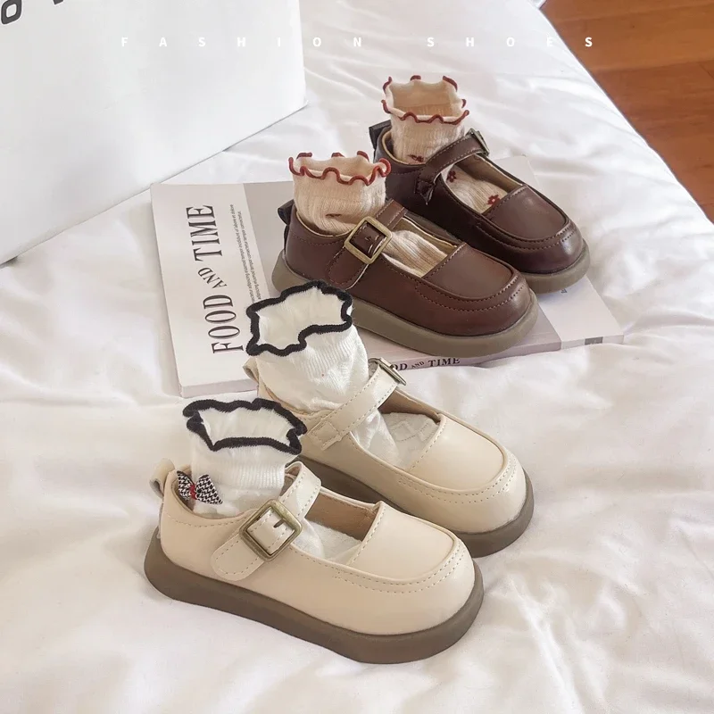 Girls Leather Shoes Beige/Brown with Anti Slip Soft Bottom Round Toes Autumn PU Princess Leather Shoes Sandalias De Mujer