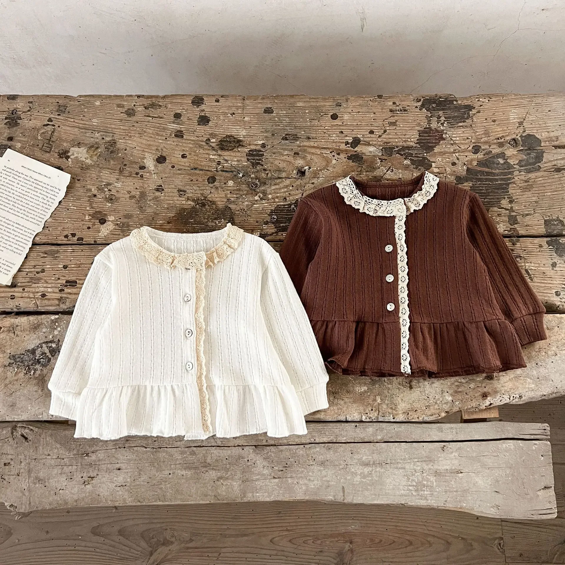 Korean Style Autumn Baby Girls Shirts Blouses Beige Brown Lacy Hollow Out Border Pleated Dresses Toddler Cardigans Coats