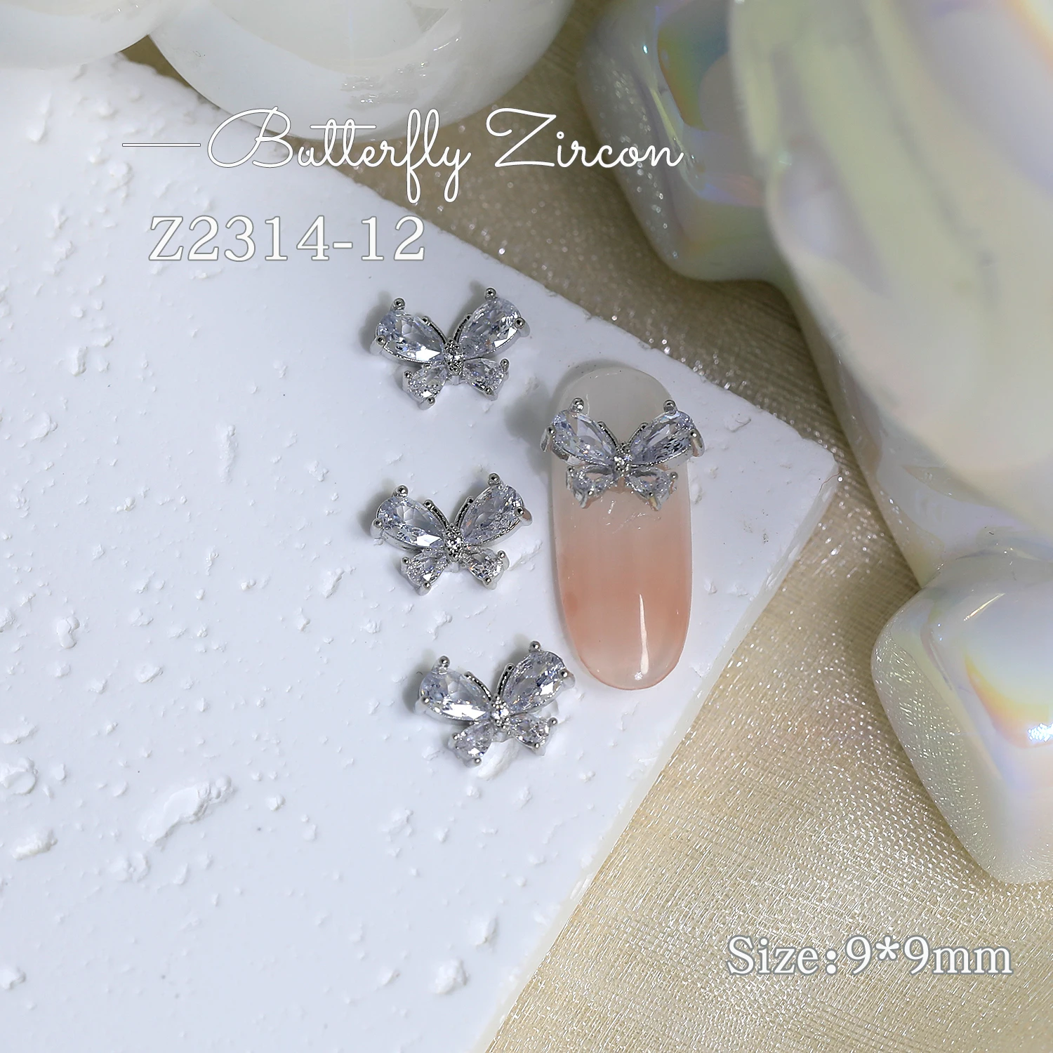 Bling Silver Butterflies Encantos para Nail Art Decoração, Liga Manicure Acessórios, 3D Nails Design, DIY Cristais Jóias, 2Pcs