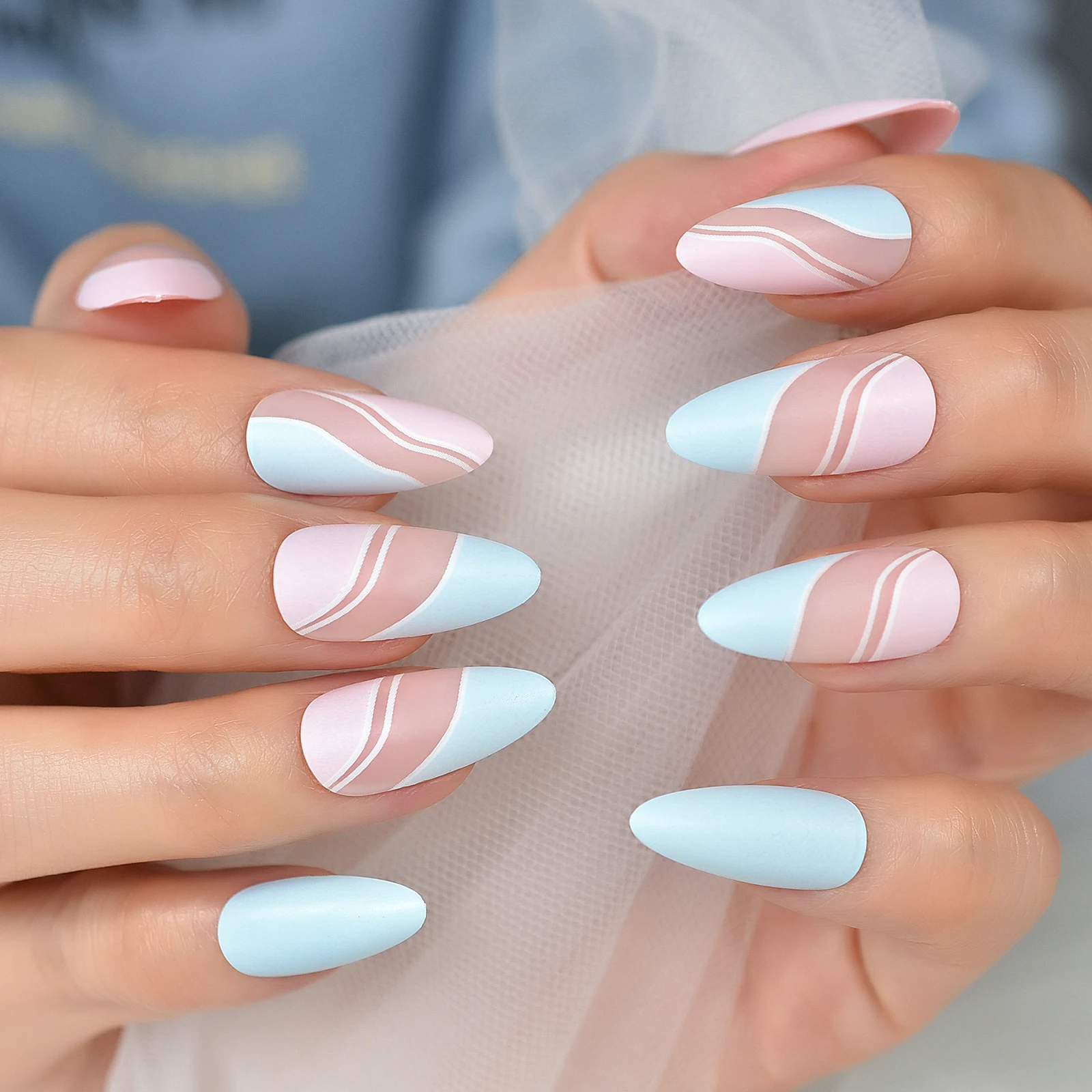 Almond Muleti Color Blue Top Fake Nails Press On Nail Tips Salons At Home Manicure Full Cover Wielokrotnego użytku Fałszywe paznokcie Classy