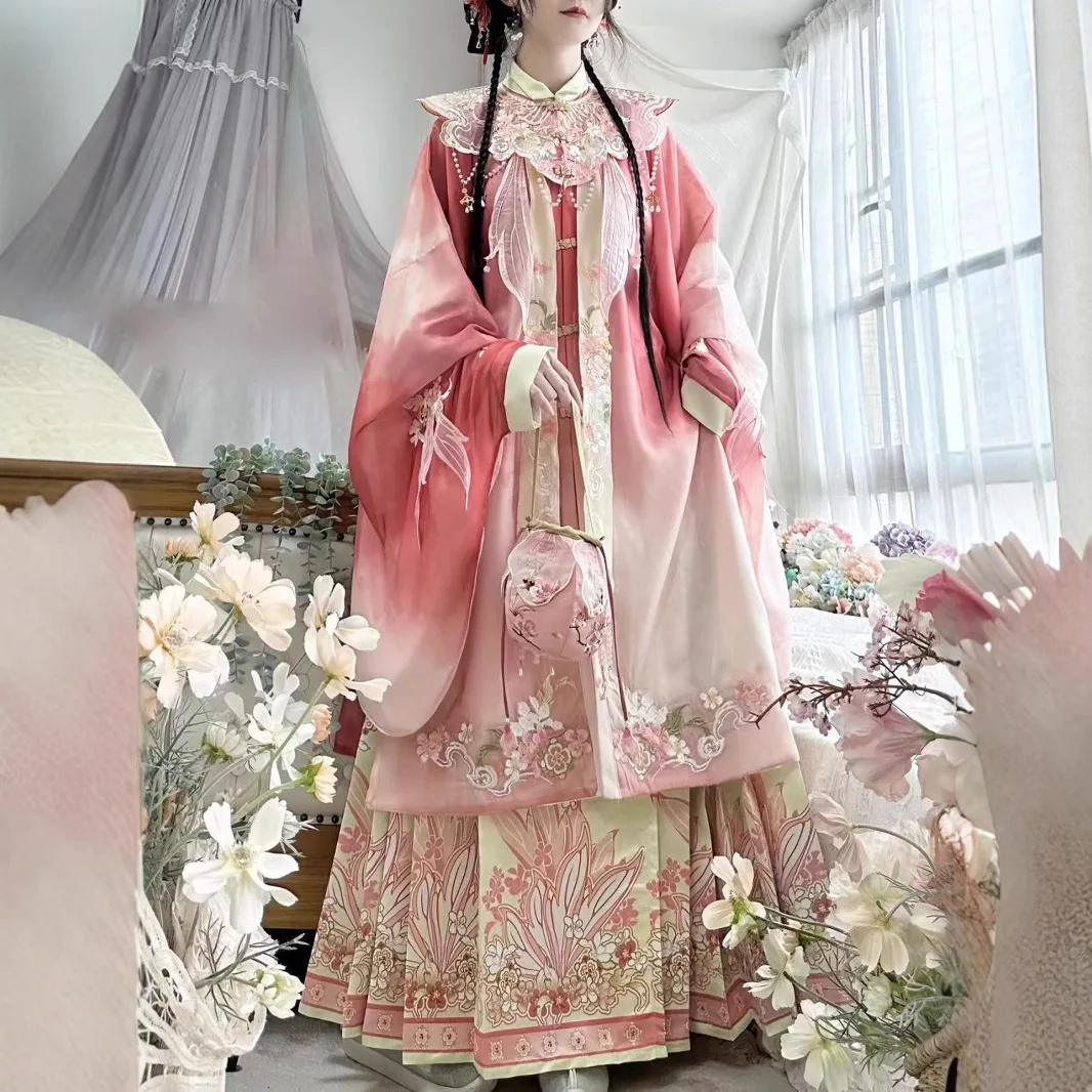 

249-Authentic original Hanfu women's Ming style standing collar long shirt embroidered horse face skirt set