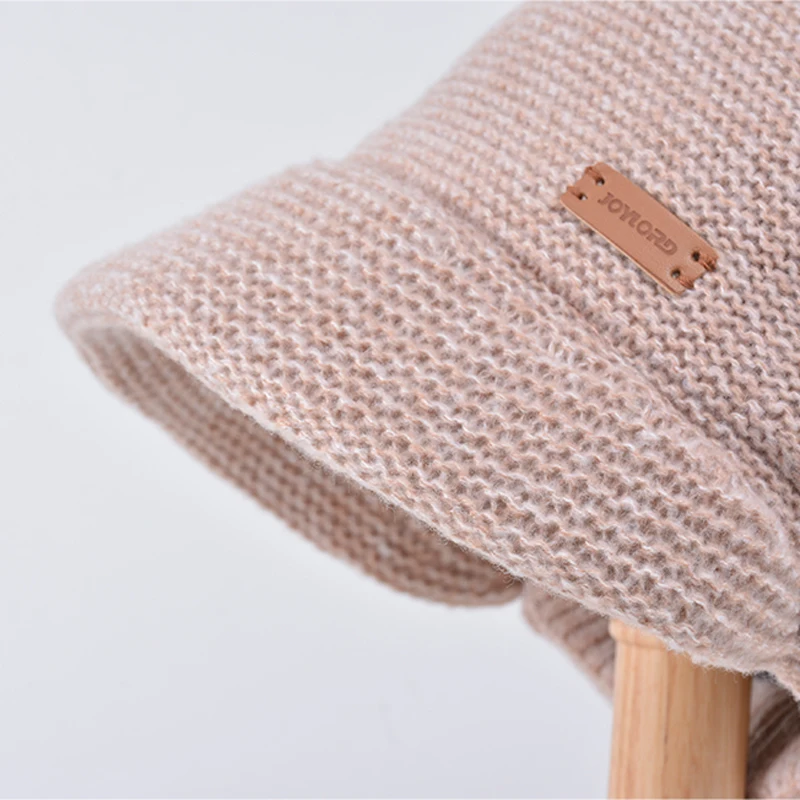 Xinbaoguan 100% Acrylic 8416 Winter Warm and Fleece Cold Protection Set for Women with brimmed Ear Protection Knitted Wool Hat