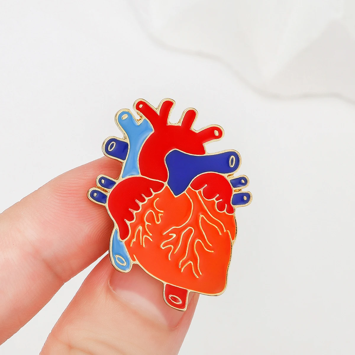 Catuni Heart Enamel Brooch Cardiology Pin Medical Nursing Coat Lapel Lanyard Bag Badge Accessories Gift for Student Doctor Nuese