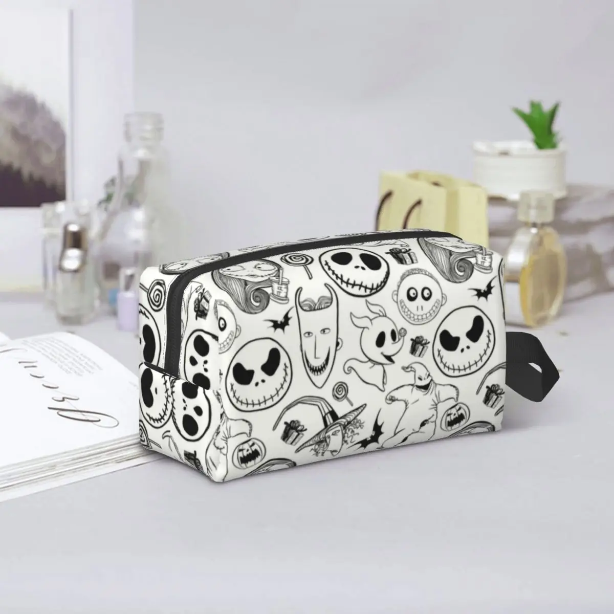 Custom The Nightmare Before Christmas Pattern Toiletry Bag Jack Skellington Cosmetic Makeup Organizer Storage Dopp Kit Box