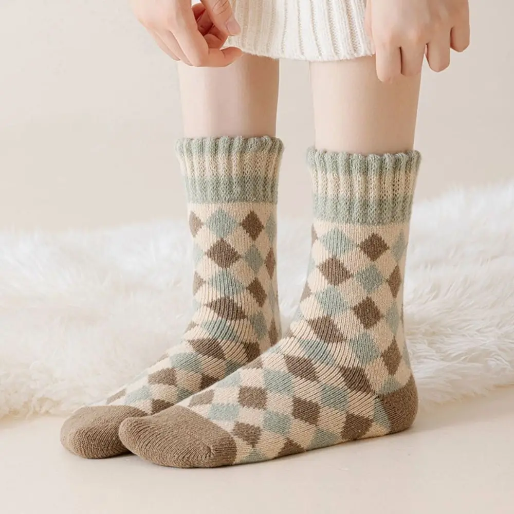 

4Pairs Sweet Stripe Grid Thickened Socks Winter Sleeping Floor Plush Socks Hosiery Mid-tube Warm Socks Women For Girls