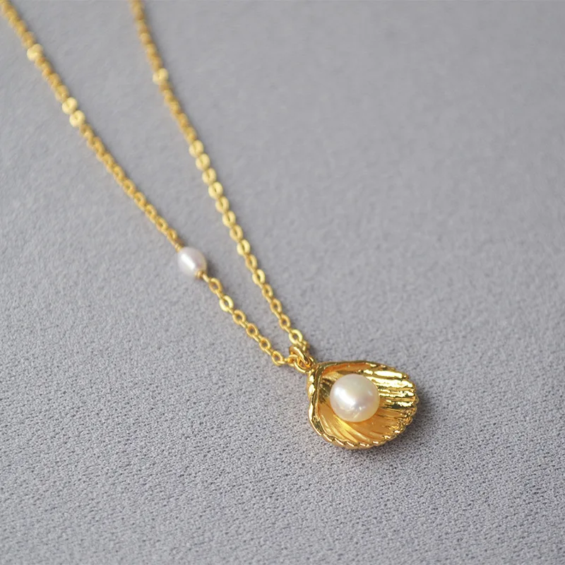 

Classic Korean Style Brass Gold-plated Simple Shell Freshwater Pearl Ocean Style Fashion Goddess Temperament Pendant Necklace
