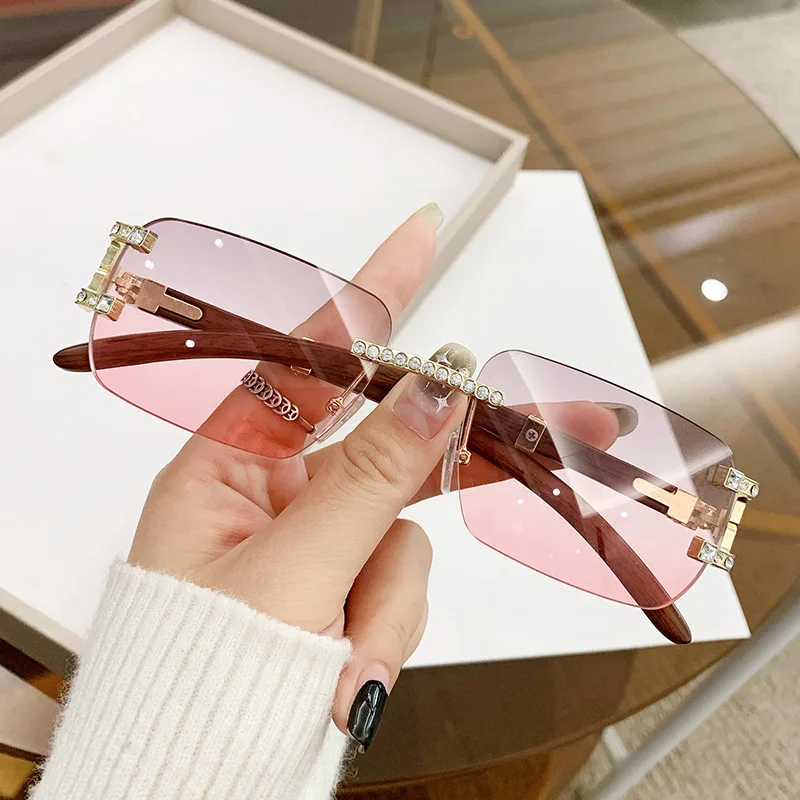 

Rectangle Rimless Sunglasses For Women Shiny Rhinestone Gradient Fashion Sun Shades For Vacation Beach Party