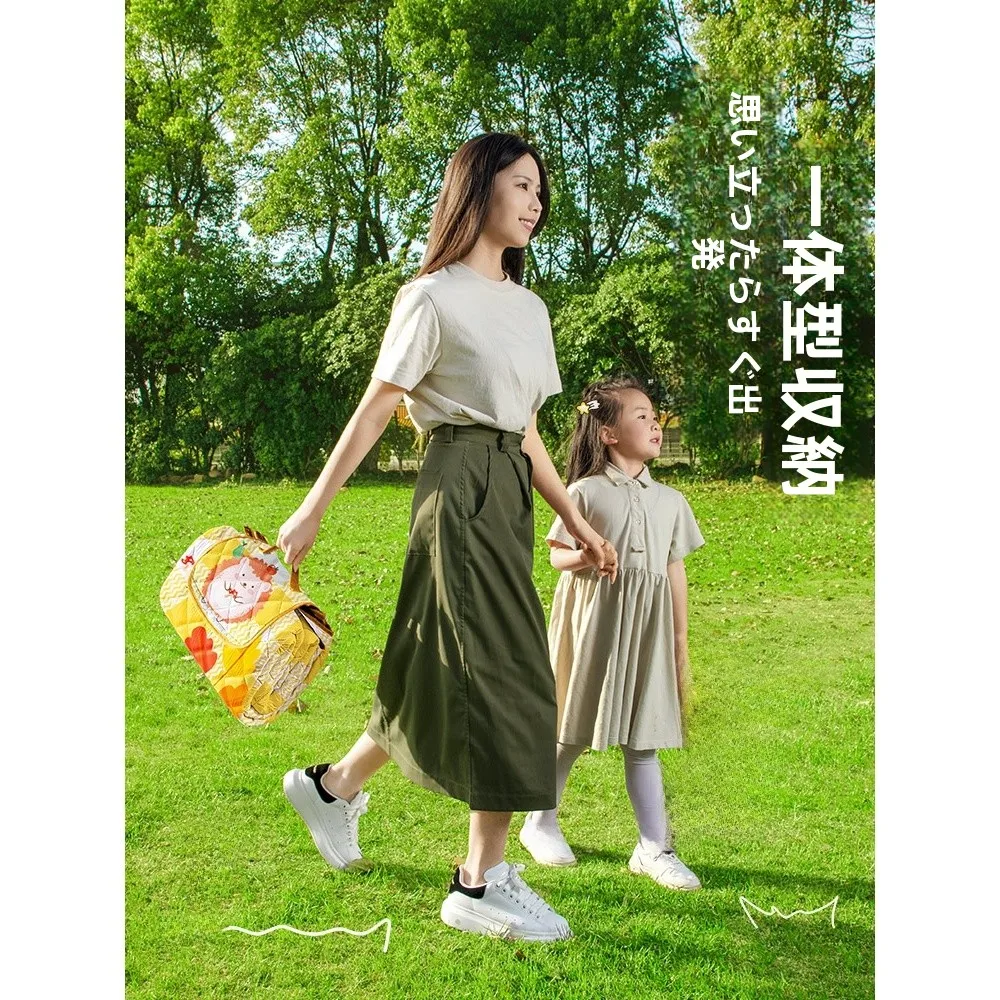 tapis-de-pique-nique-portable-epaissi-impermeable-et-resistant-a-l'humidite-pour-le-camping-en-plein-air-les-sorties-sur-la-pelouse-les-sorties-printanieres-et-les-barbecues