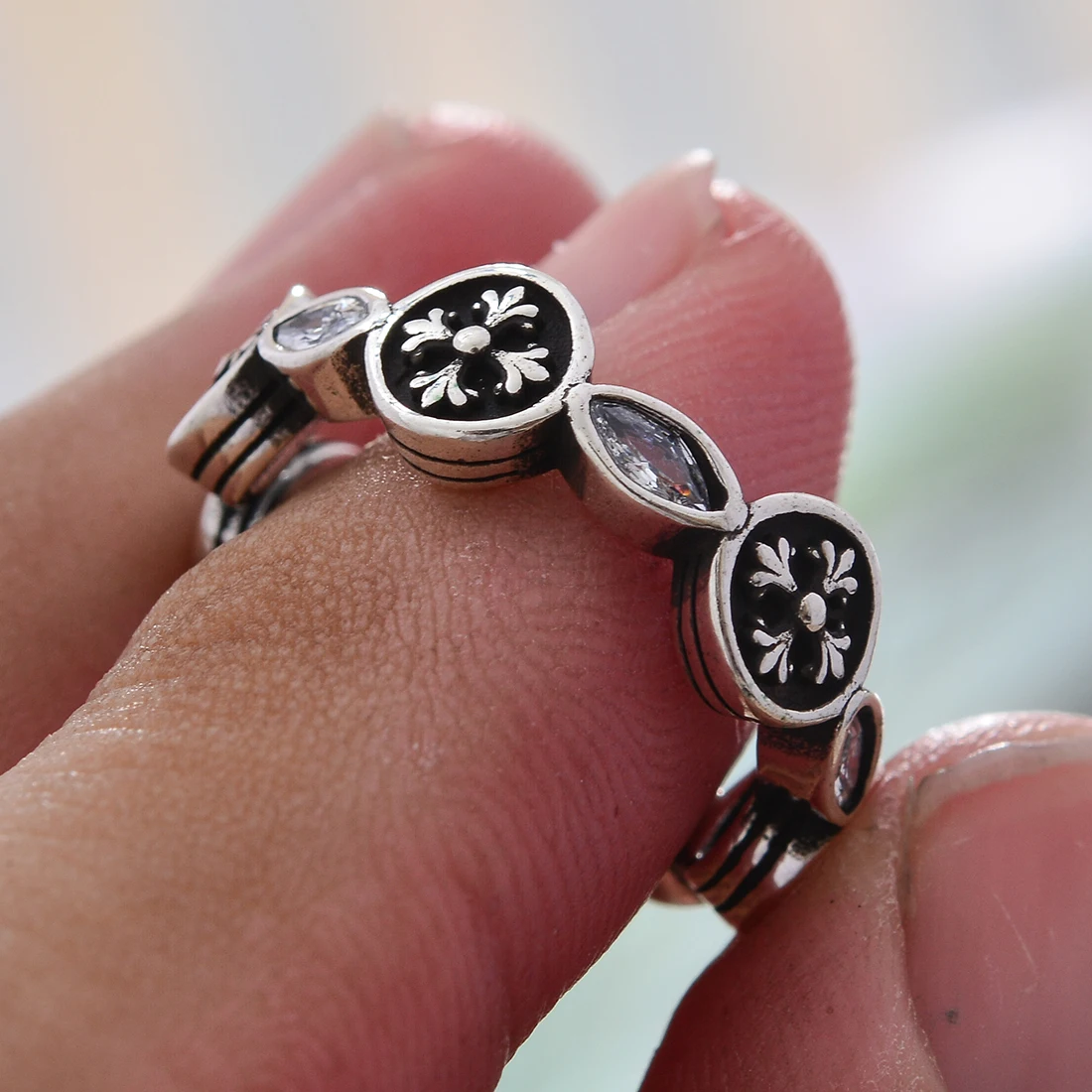 Hot Sell Retro Round Cross Thai Silver Female Finger Ring Original Jewelry For Women Christmas Gifts Never Fade