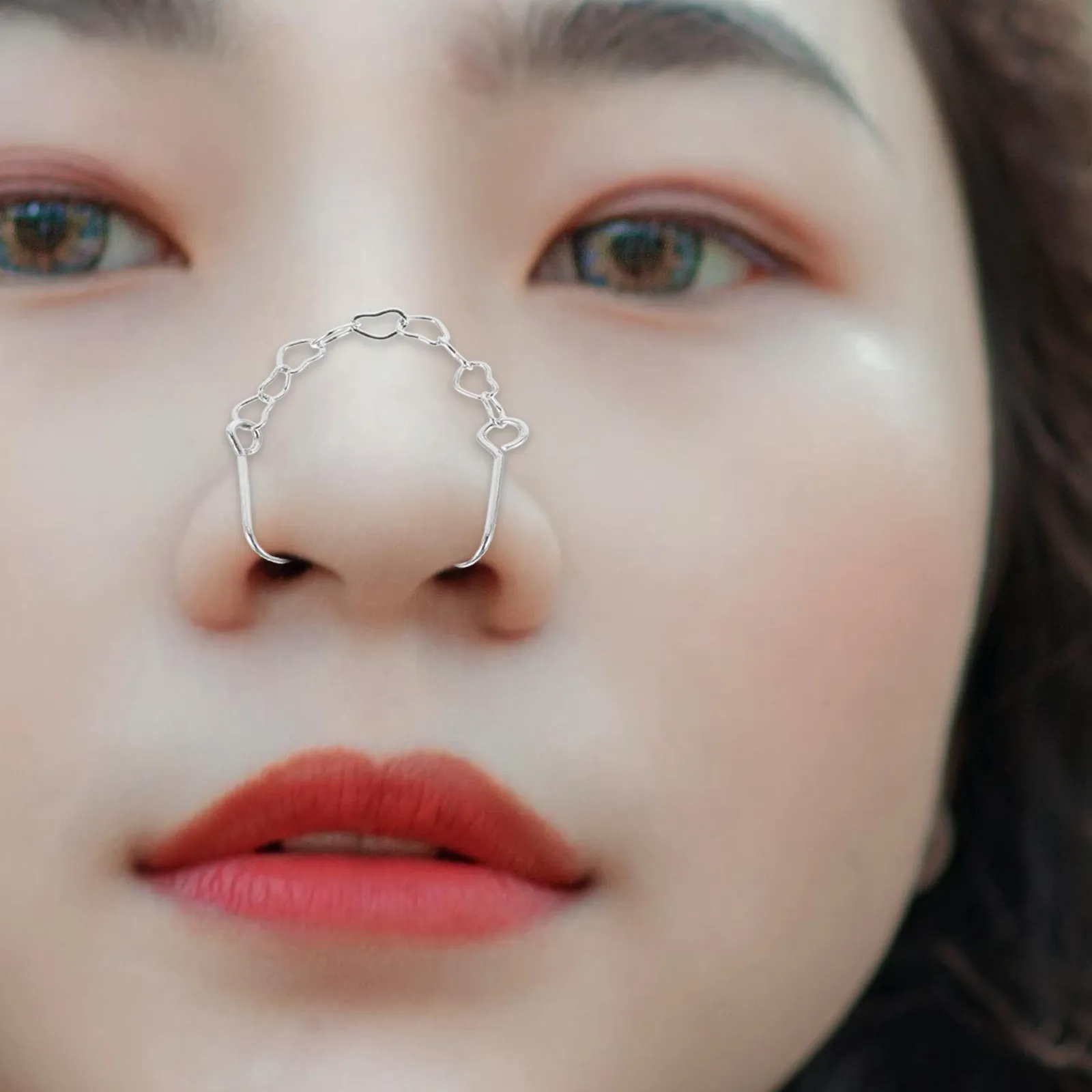 

4Pcs Non-Piercing Metal Nose Rings for Women Exquisite Heart Shape Nose Chain Decor Comfortable Safe Easy Wear