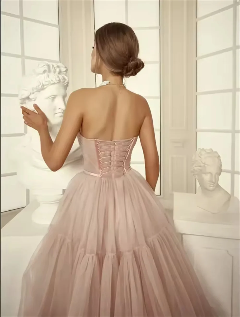 Cathy Aangepaste Roze Sweetheart Hals A-lijn Galajurken Mouwloze Tiered Ruffle vestidos de noiva Vloerlengte Avondjurk