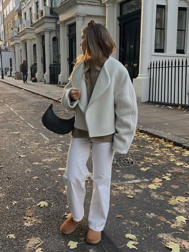 Chaqueta corta de lana blanca elegante para mujer, cárdigan sin botones, abrigo de lana de punto, Tops de tendencia para mujer