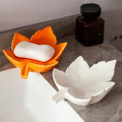 Creative Drain Dish Storage Box, Ceramic Maple Leaf Shape, Orange and White Soap Dishes, Home Bathroom and Kitchen Articles