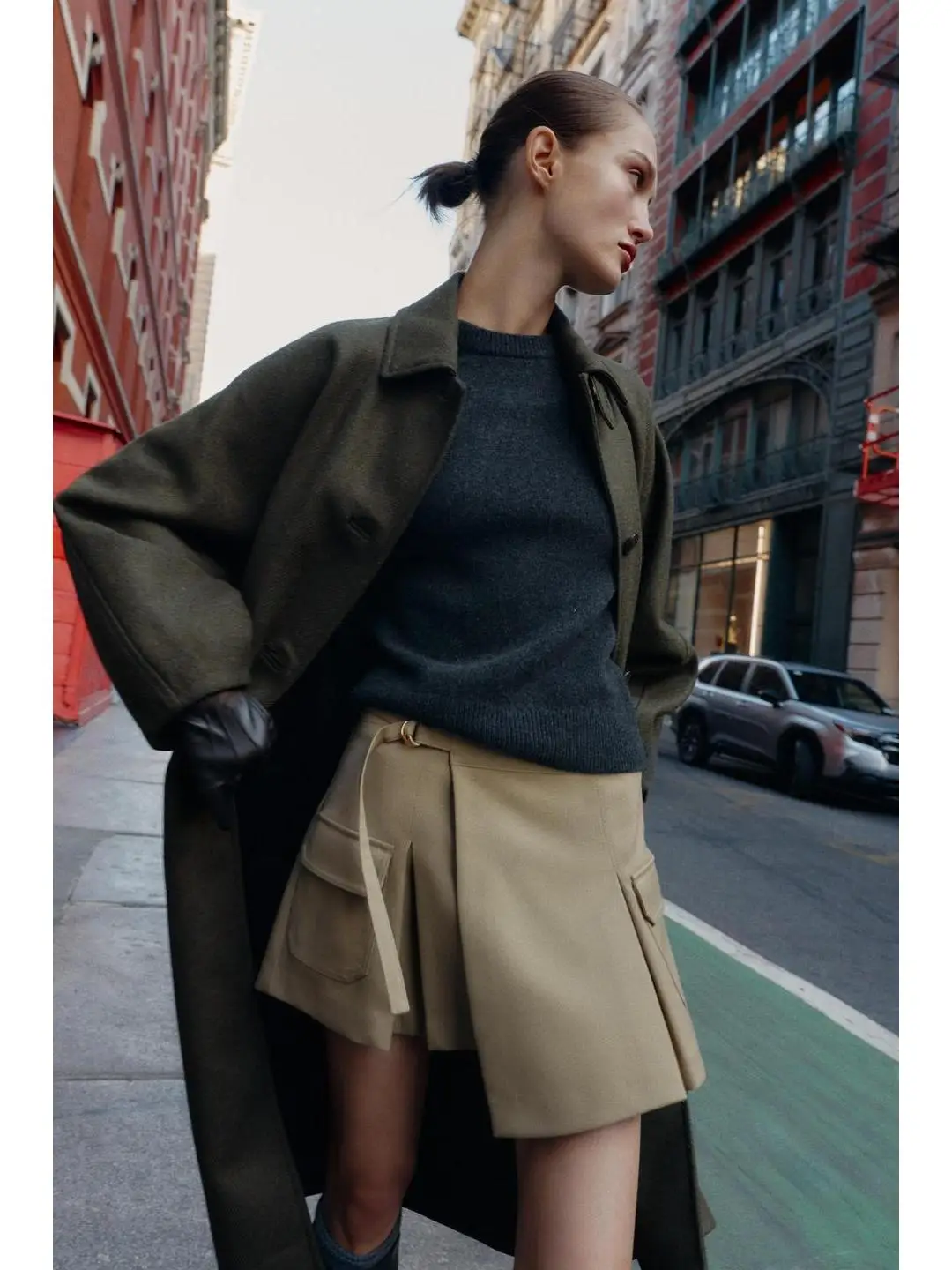 กระโปรงกางเกงทรงเอวสูงแบบกระดุมสองแถว แต่งลายปักสีน้ำเงิน สำหรับฤดูใบไม้ร่วงและฤดูหนาว ผ้าฝ้ายเนื้อนุ่ม ยาว  สำหรับผู้หญิง