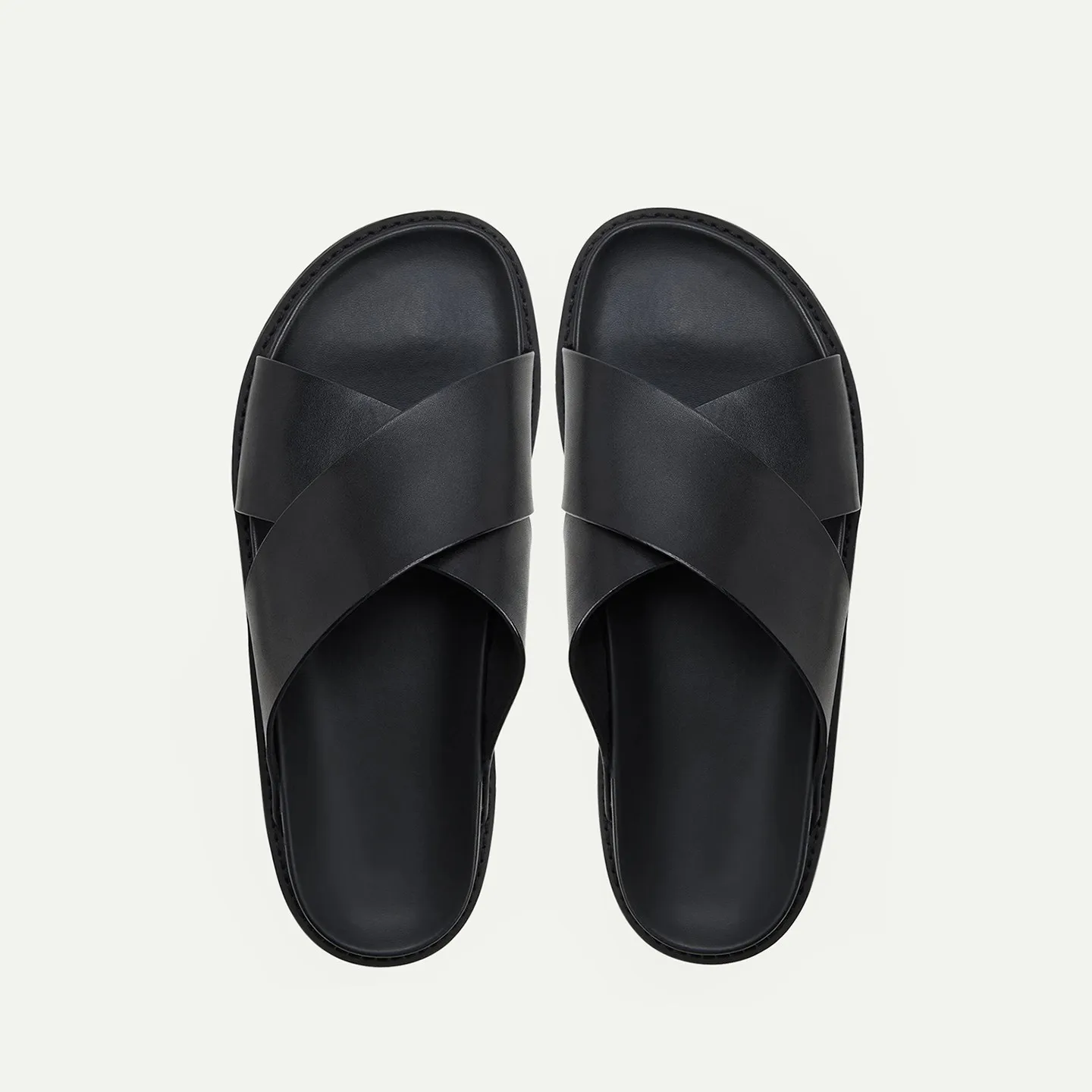 Men Leather Thick Bottom Flip Flops  Summer New Style Fashion Mens Slippers Cross Strap Beach Sandals Casual House Slippers