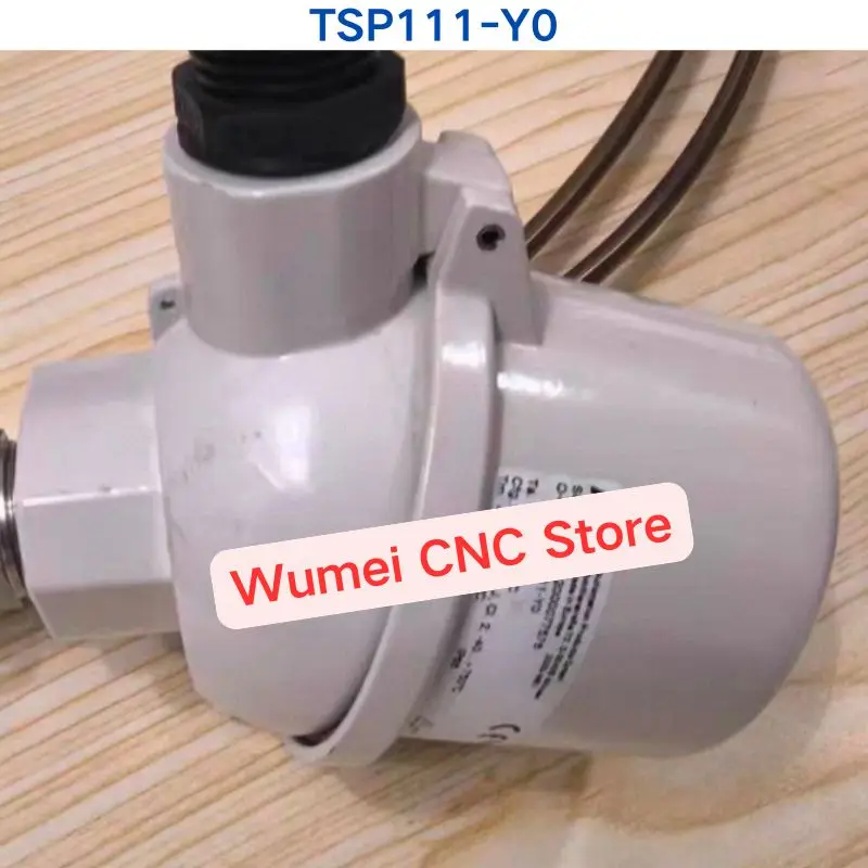 90% new Temperature sensor TSP111-YO If you need other specifications, please consult