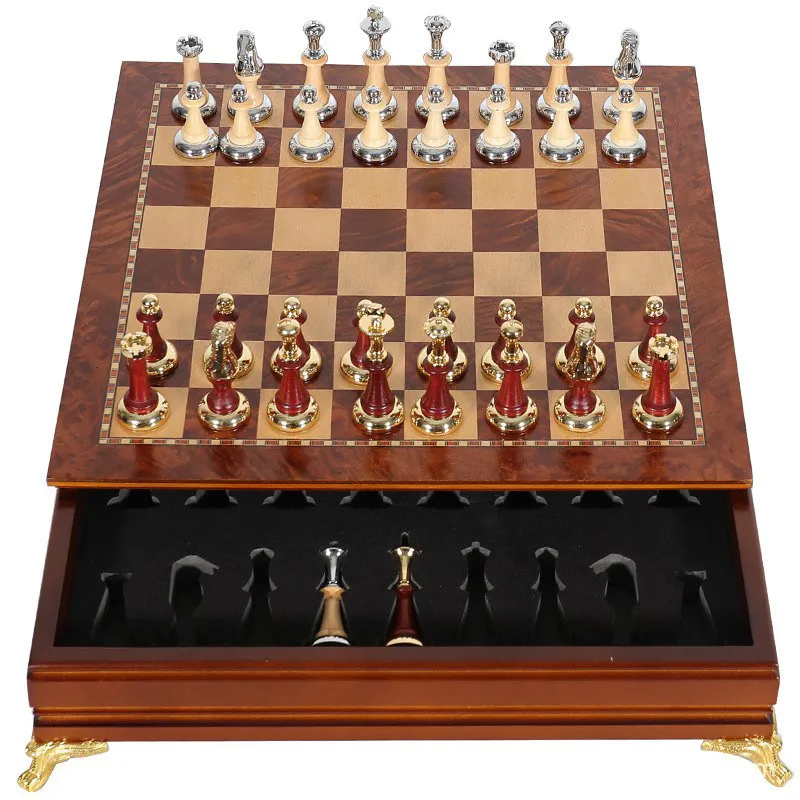 Chess solid wood chess pieces with metal chess table ornaments