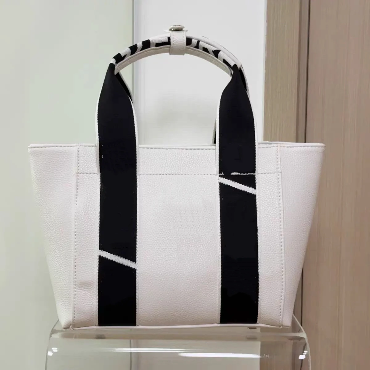New Brand Fashion Golf Handbag Fashion Waterproof Elegant Golf Bag