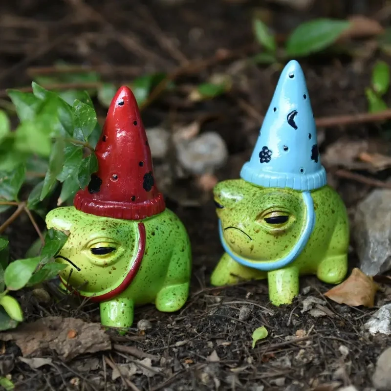 Creative Party Hat Cute Little Frog Statue Garden Courtyard Crafts Decoration Give Halloween Gift to Friends