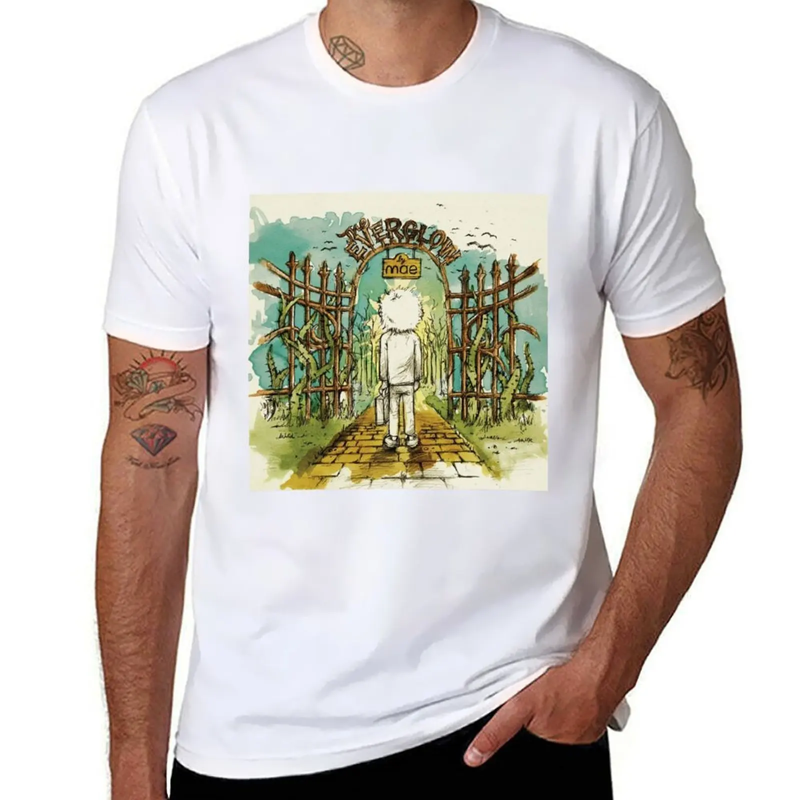 

Mae - The Everglow T-Shirt Work Duty Casual T-Shirt