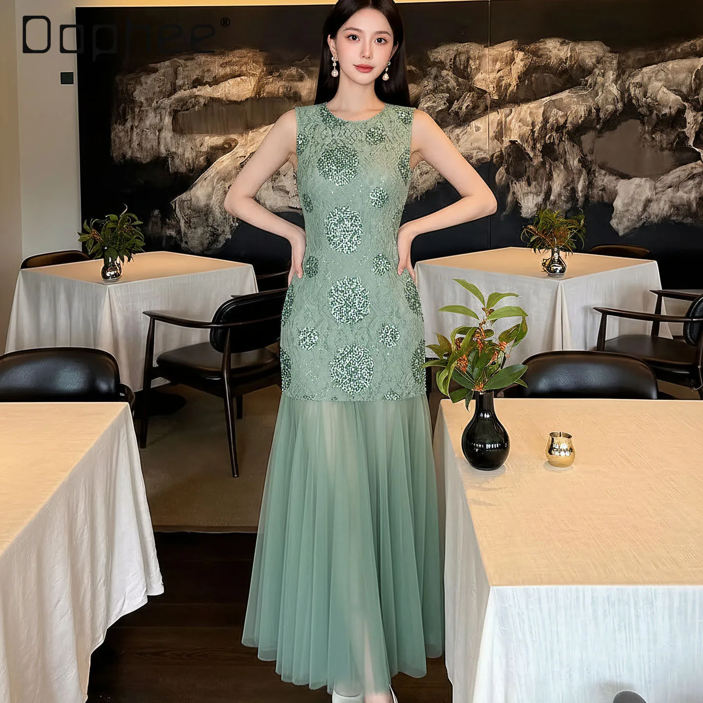 

New Chinese Temperament Socialite Dress Light Luxury High Sense Sequin Flower Embroidery Round Neck Sleeveless Slim Mesh Dress