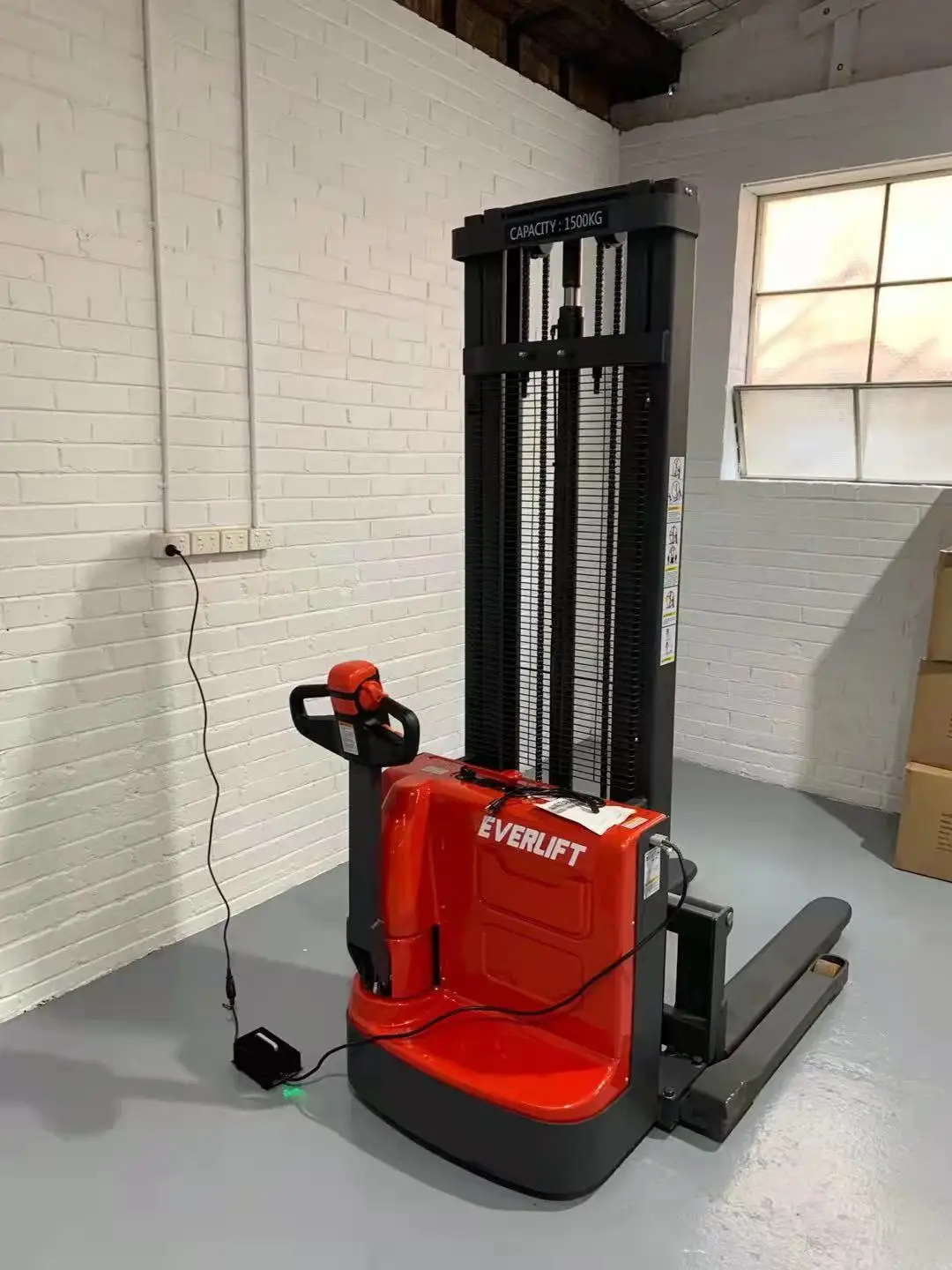Full Electric Pallet Stacker Lift Height Forklift Electric Stacker 1200kg 1500kg  1600mm 2000mm 2500mm 3000mm 3500mm HOT SALE