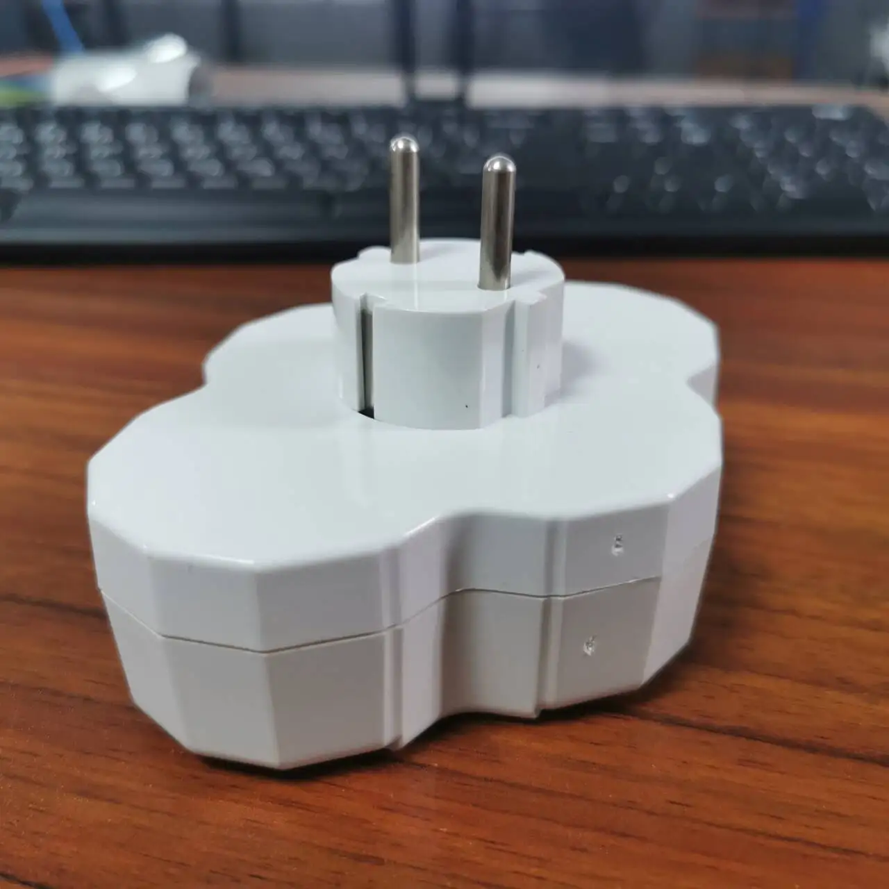1 Pcs 16A MAX 250V 3600W Conversion Socket Wall Socket European Socket Power Supplies AC / DC Adapters Conversion Socket