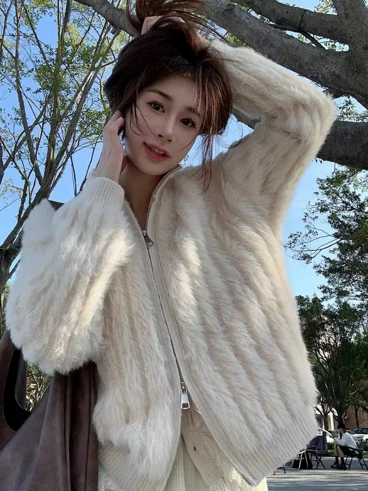 

2025 новая осенне-зимняя куртка из искусственного меха норки, женский вязаный теплый и толстый внешний морозостойкий кардиган, пальто