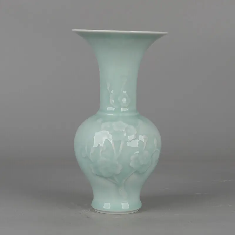 ChinaShadow Green Glaze Porcelain Hand Carving Plum Blossom Grain Flower Gu Vase