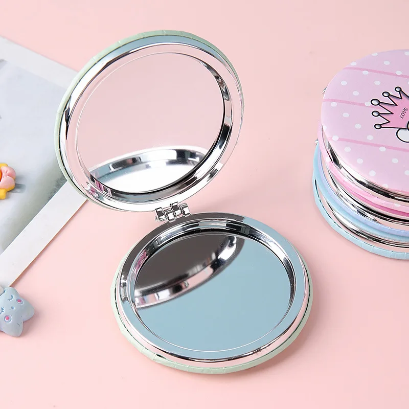 กระจกแต่งหน้าการ์ตูนน่ารักแบบสองด้าน พกพาสะดวก พับได้ สำหรับผู้หญิง สาวๆ ใช้สำหรับเดินทาง ของขวัญวันเกิด