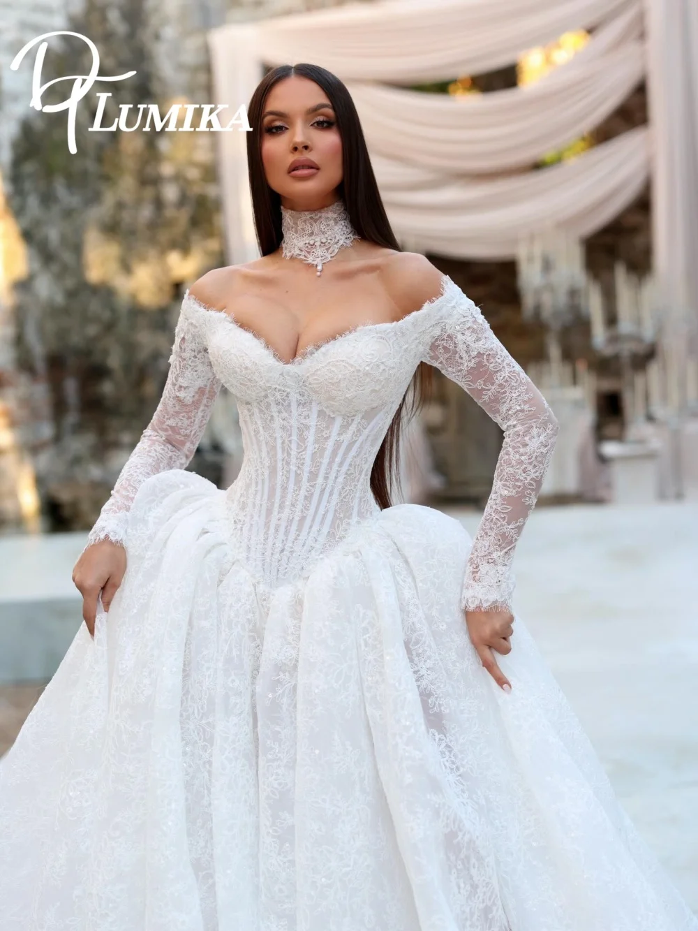 

Dazzling 3D Lace Ball Gown Wedding Dress 2026 Vibrant Off-Shoulder Long Sleeve Choker Cathedral Train Bridal Gown Vestidos De No