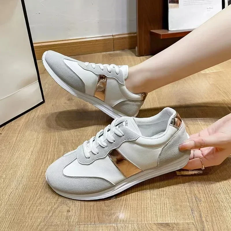 Women's Fashion Breathable Lace Up Flat Sneakers Women's Thick Sole Walking Designer Shoes New Women Casual Sneakers White Shoes