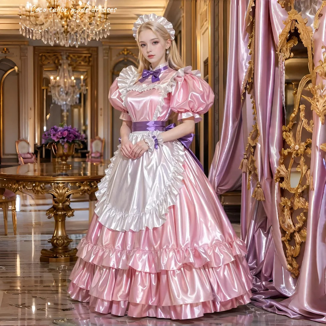 Rosa glänzendes Satin-Ballkleid im viktorianischen Stil mit Puffärmeln, Rüschen und gestuftem Rock, Damen-Rokoko-Cosplay-Partykostüm, maßgeschneidert.