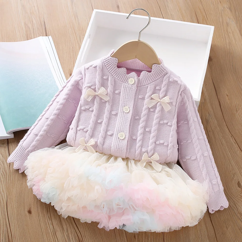 0-6 Jahre alte Babykleidung für Mädchen, Frühling, süßer Anzug, rosa Strickjacke + geschwollener Rock, zweiteiliges modisches Tanz-Performance-Set für Mädchen