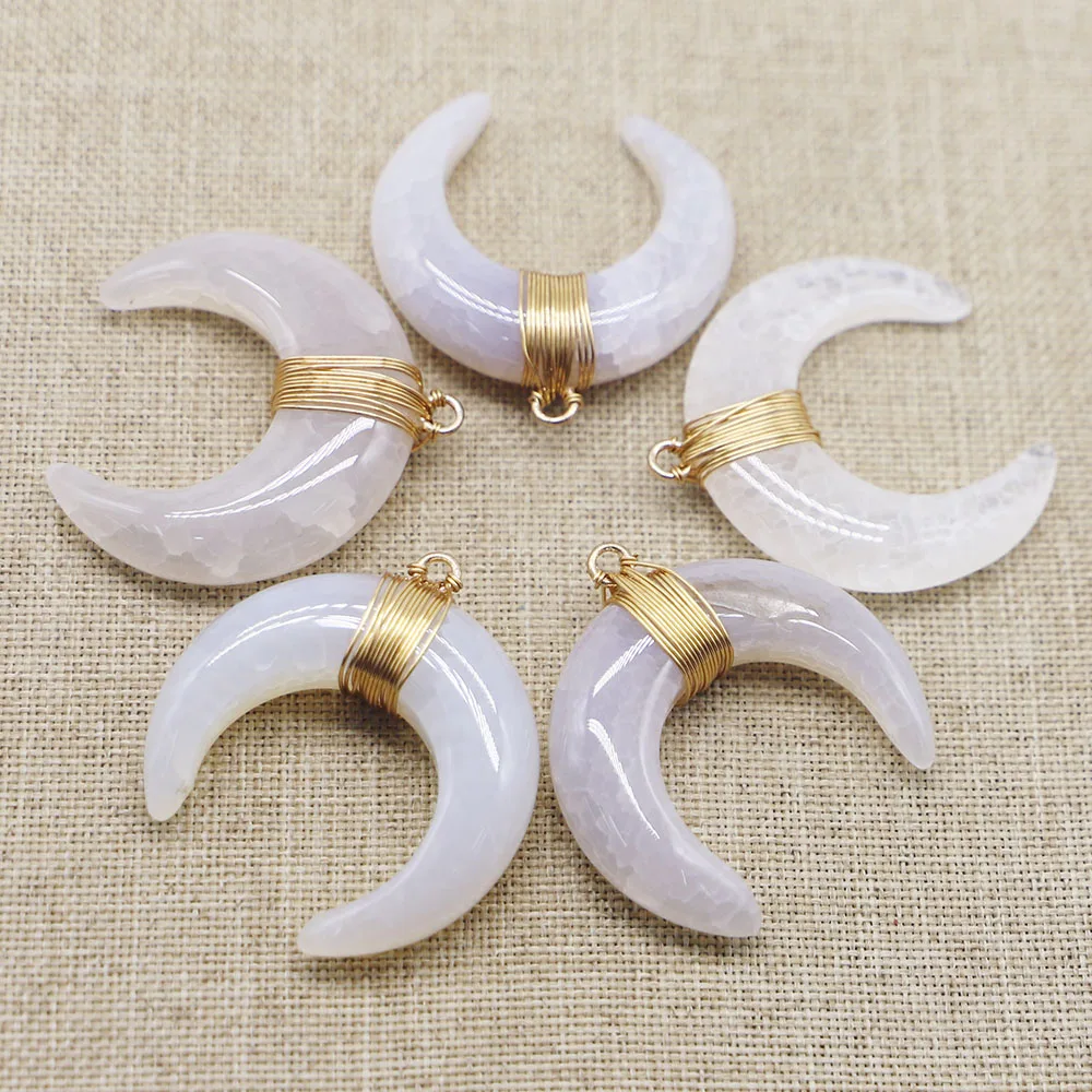 Selling Natural Crystal Stone Tooth Crescent Horns Pendants Necklaces Healing Charms Fashion Jewelry Accessories Wholesale 4Pcs