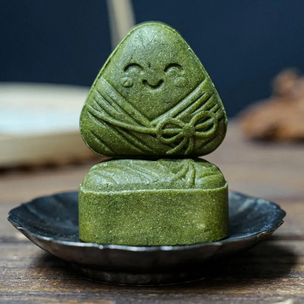 

Mugwort And Grapefruit Leaf Shampoo Amino Acid Silicone-free Soap For Deep Clean And Long Lasting Control Oil For All Skin K1R1