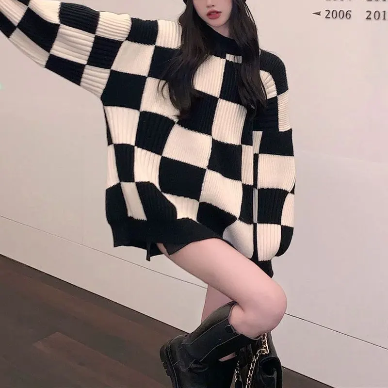 Female Clothing Plaid Knitted Jumpers Korean Patchwork Loose Autumn Winter Commute Long Sleeve Casual Round Neck Midi Sweaters