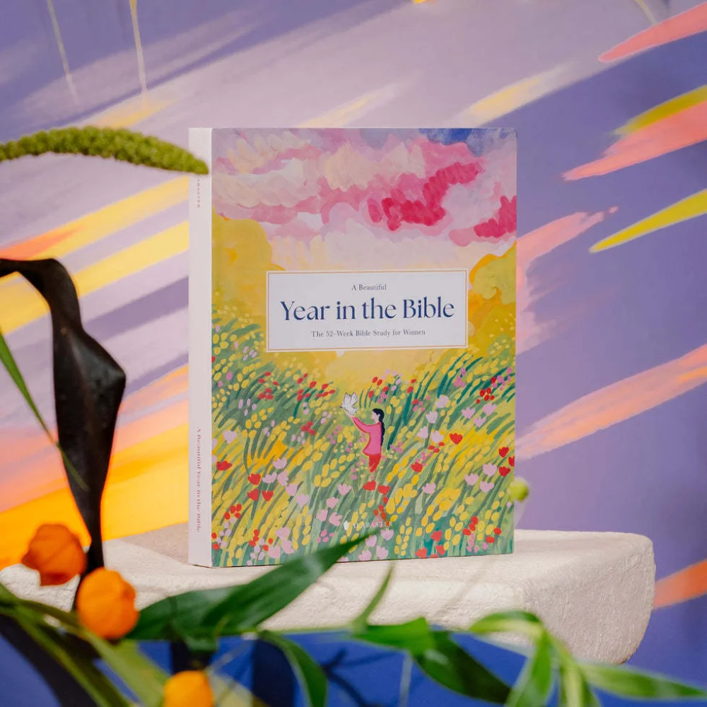 Une belle année dans la Bible: l'étude biblique de 52 semaines pour les femmes, des prières de 52 semaines pour grandir dans la foi et l'amour, Readi inspirant