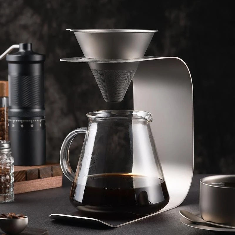 Nuovo set combinato per caffè in titanio puro, staffa cava per imbuto filtrante, facile da pulire