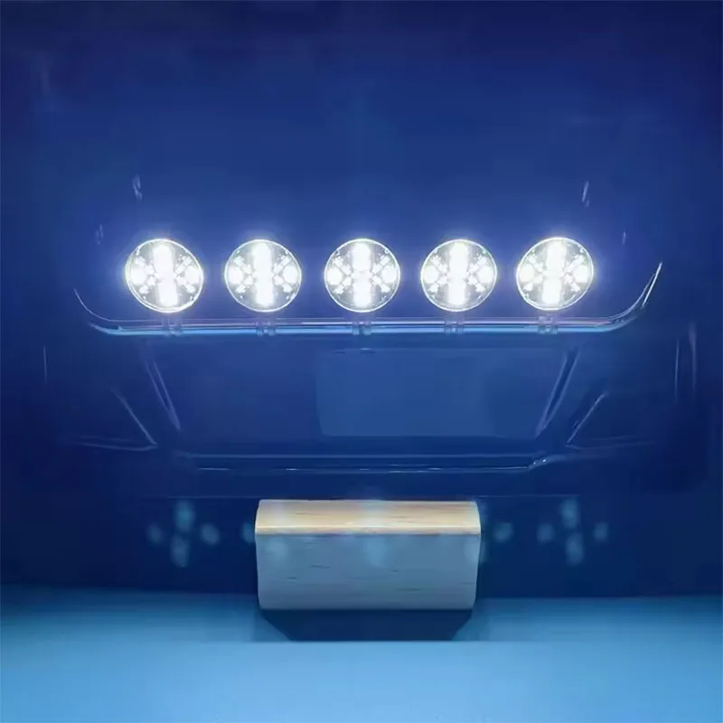 RC Truck LED High Ceiling Spotlight Two-color Auxiliary Light For 1/14 Tamiya SCANIA 770S Volvo MAN 1/10 RC Crawler Car TRX4 Diy