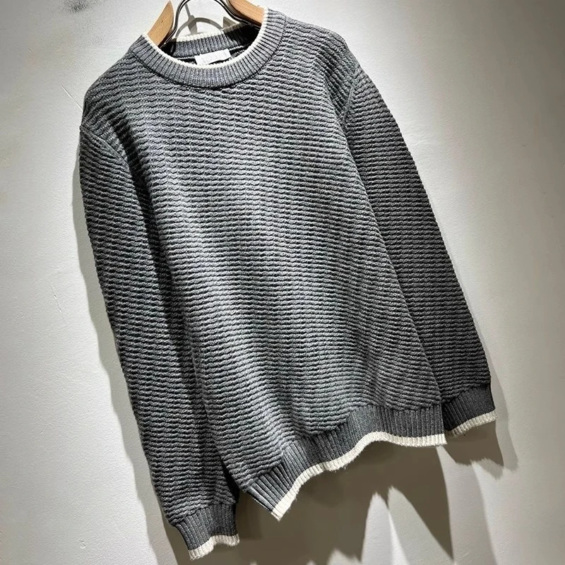 Suéter de manga larga con cuello redondo bordado BC