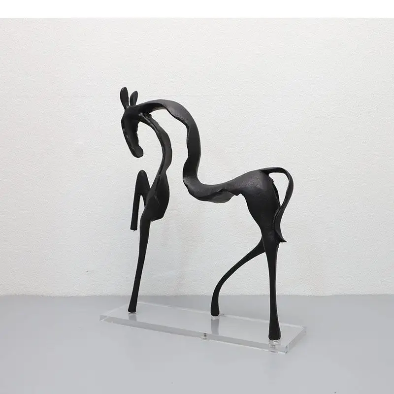 

Minimalist Black Horse Cast Iron Statue Desk Decoration Animal Metal Sculpture Ornaments Crafts Modern Home Decor