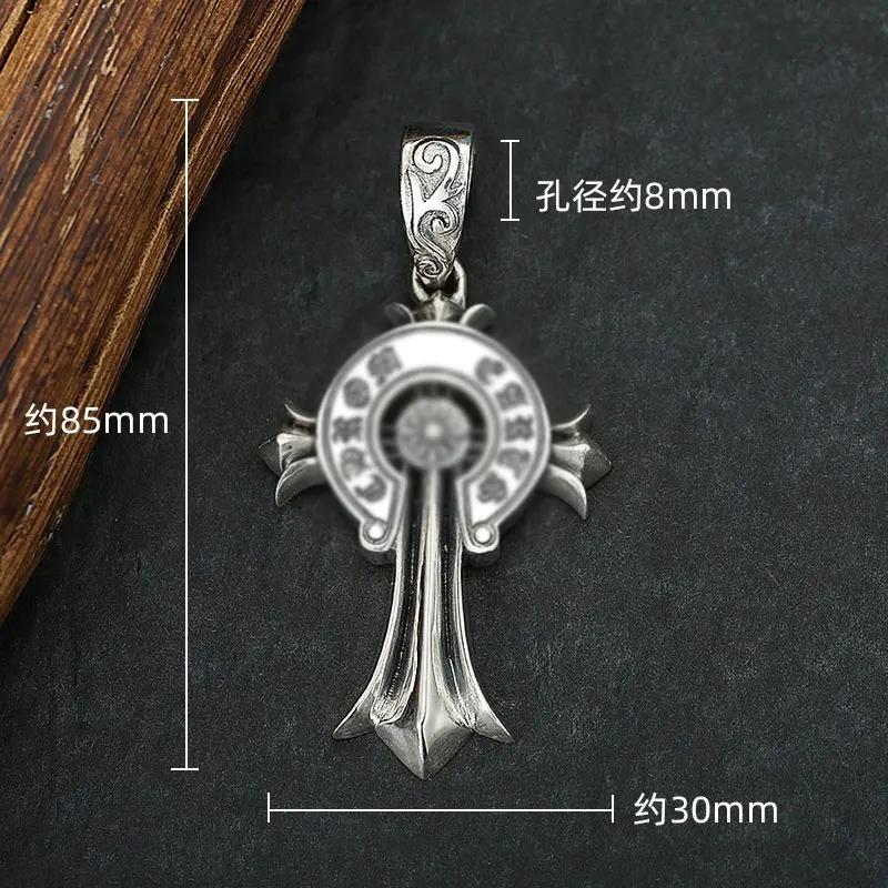 Fashionable and handsome European and American trendy hip-hop personality retro cross pendant necklace, pure silver sweater acce