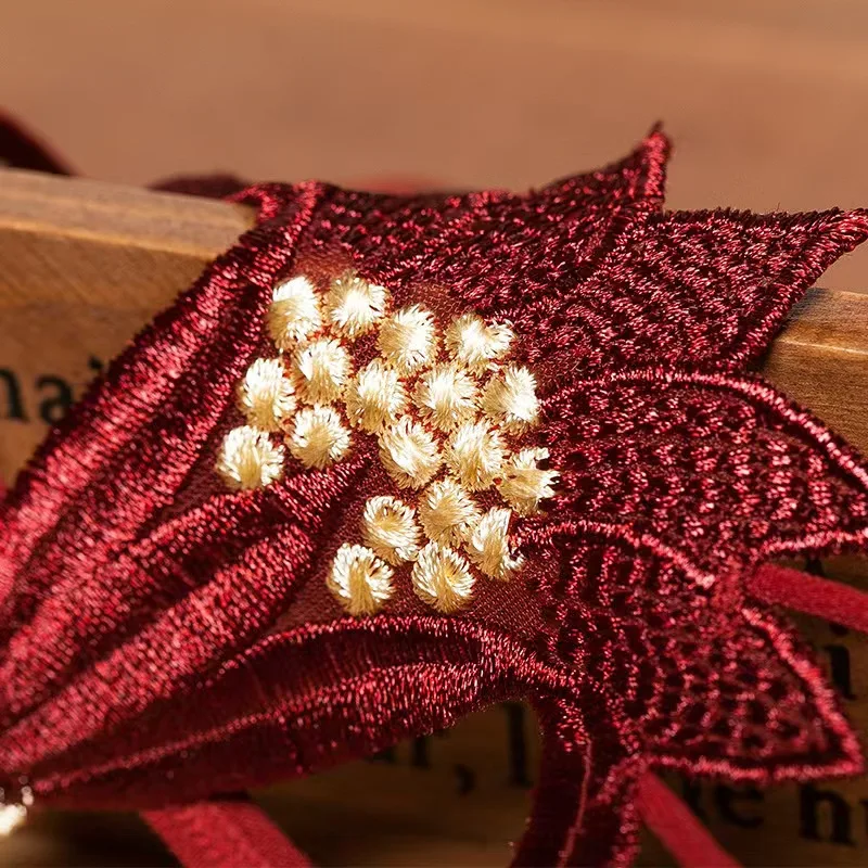 섹시한 속이 빈 진주 마사지, 탄력 있고 매혹적인 꽃무늬 끈 팬티