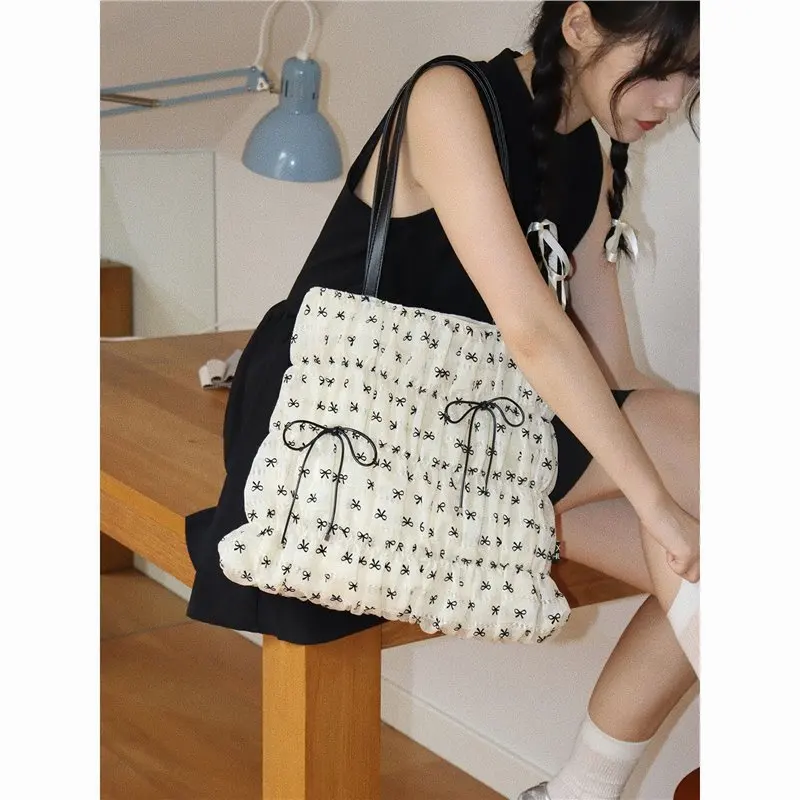 

Women's Large Capacity Pleated Bow Tote Bag Casual Commute Single Shoulder Bag Fashion Daily Handbag
