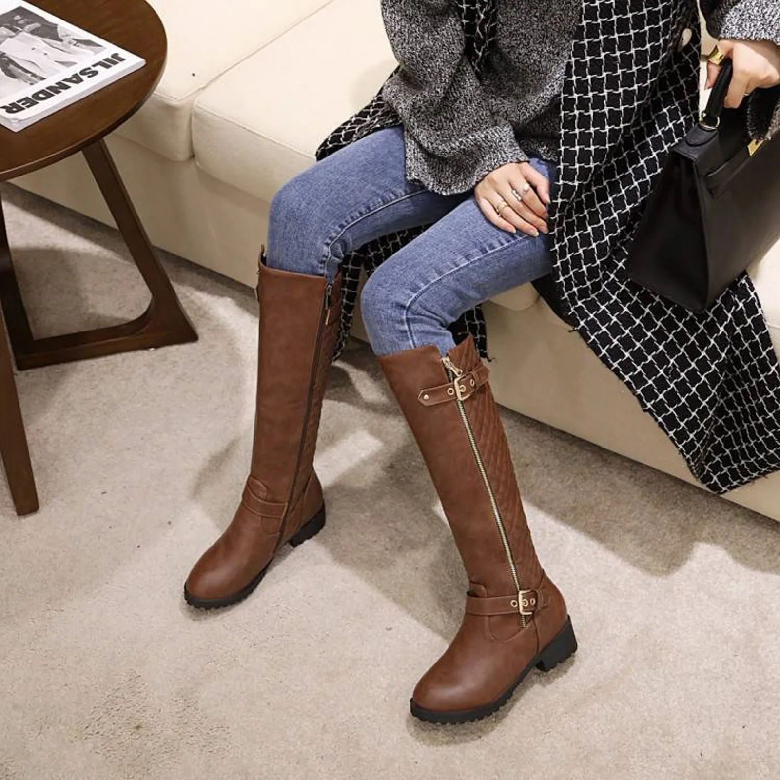 

Женские кожаные сапоги до колена на массивном блочном каблуке с круглым носком, длинная боковая молния и ремень, повседневная модная зимняя обувь
