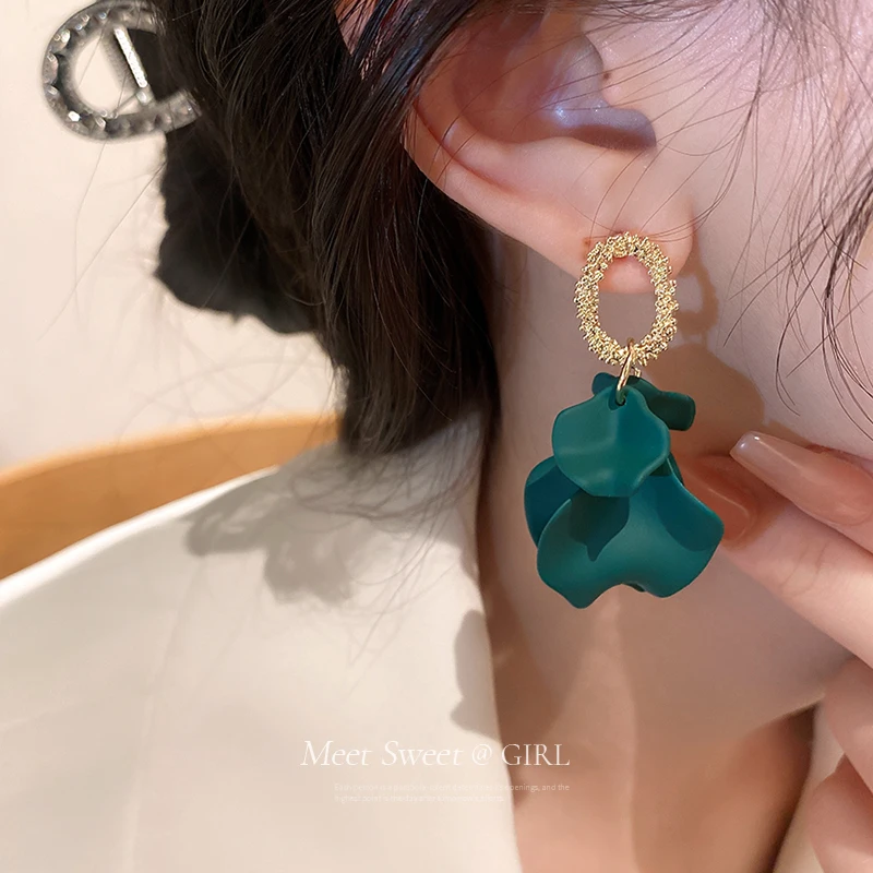 2023 Summer New Green Acrylic Flower Earrings  for Women Niche Korean Tassels Boho Statement Vintage Wedding Jewelry Accessories