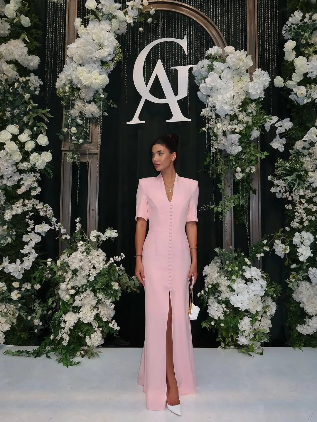 

customized Elegant Prom Dresses A line Evening Dresses V-neck Floor Length Pleated Formal Women Party Gowns