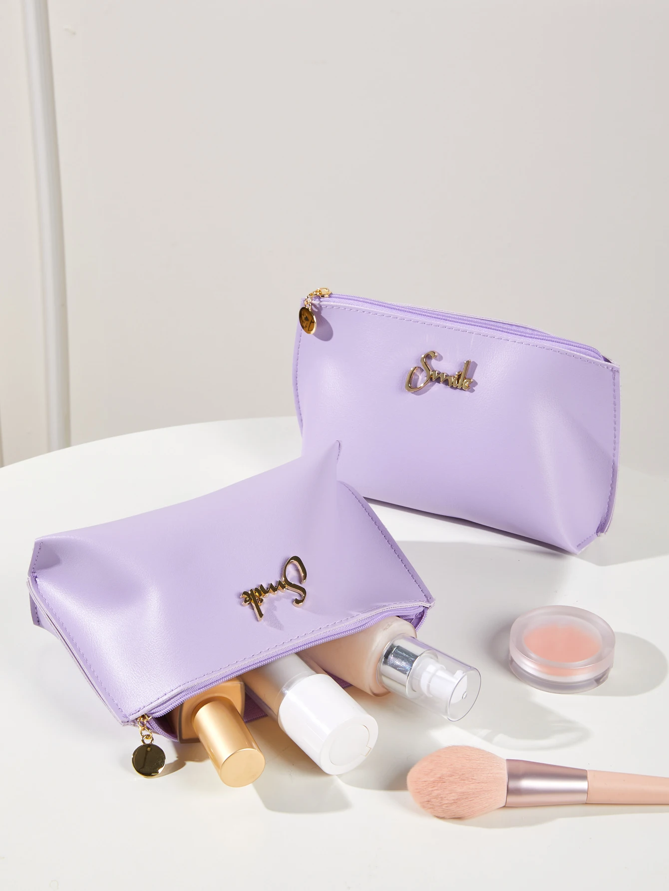 1PCS Purple PU leather with a Smile Metal logo cosmetic bag Makrup bag Travel makeup Bag makeup brush bag Makeup bag organizer B