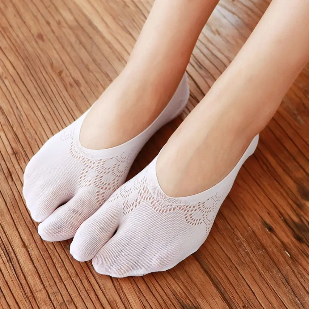 

Casual Mesh Flip Flops Socks Soft Comfortable Split Toe Boat Socks Sox Elastic Finger Hosiery Women